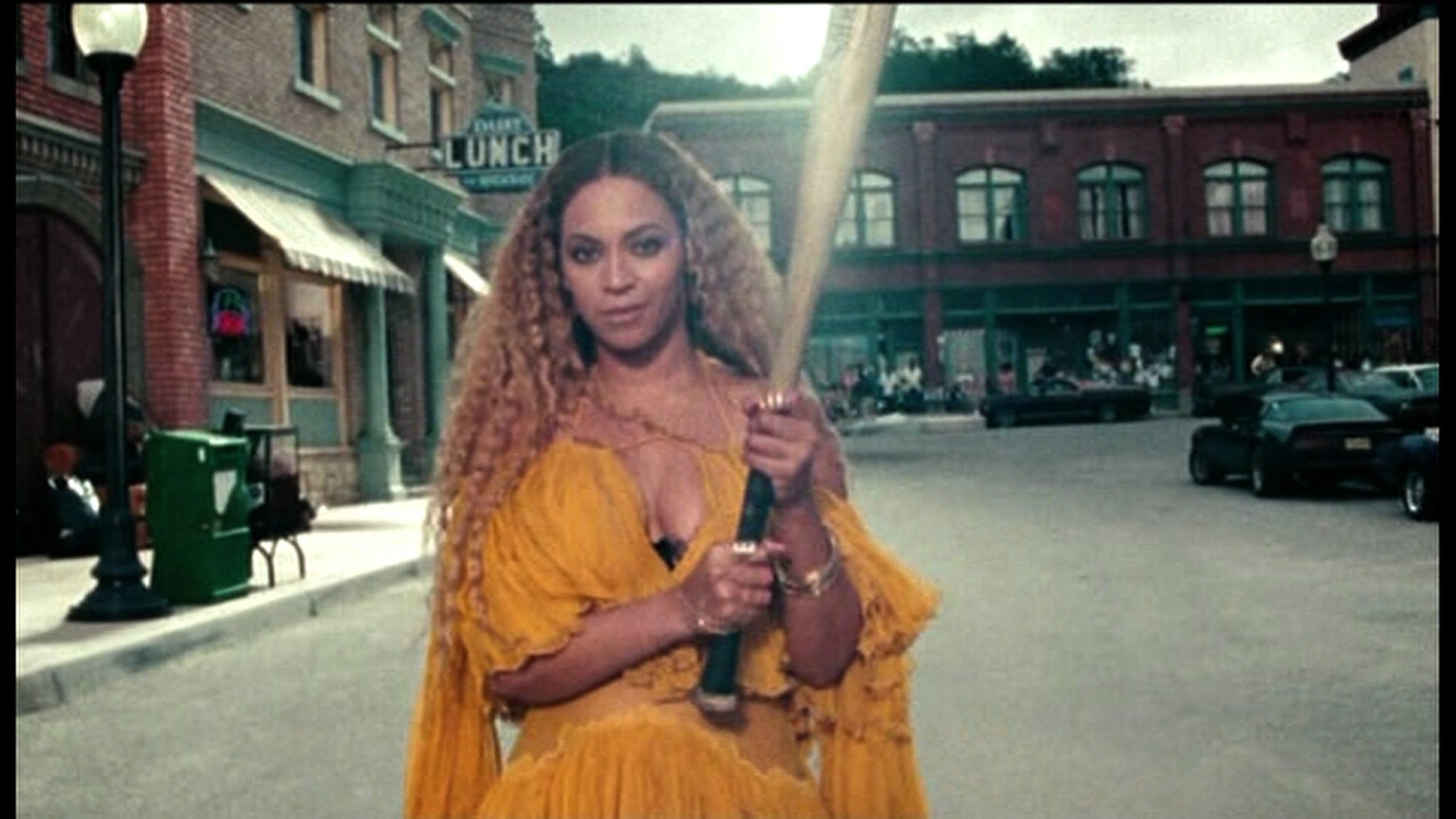 Beyonce debuted 'Lemonade' on HBO, released album of the same name on April 23, 2016.
